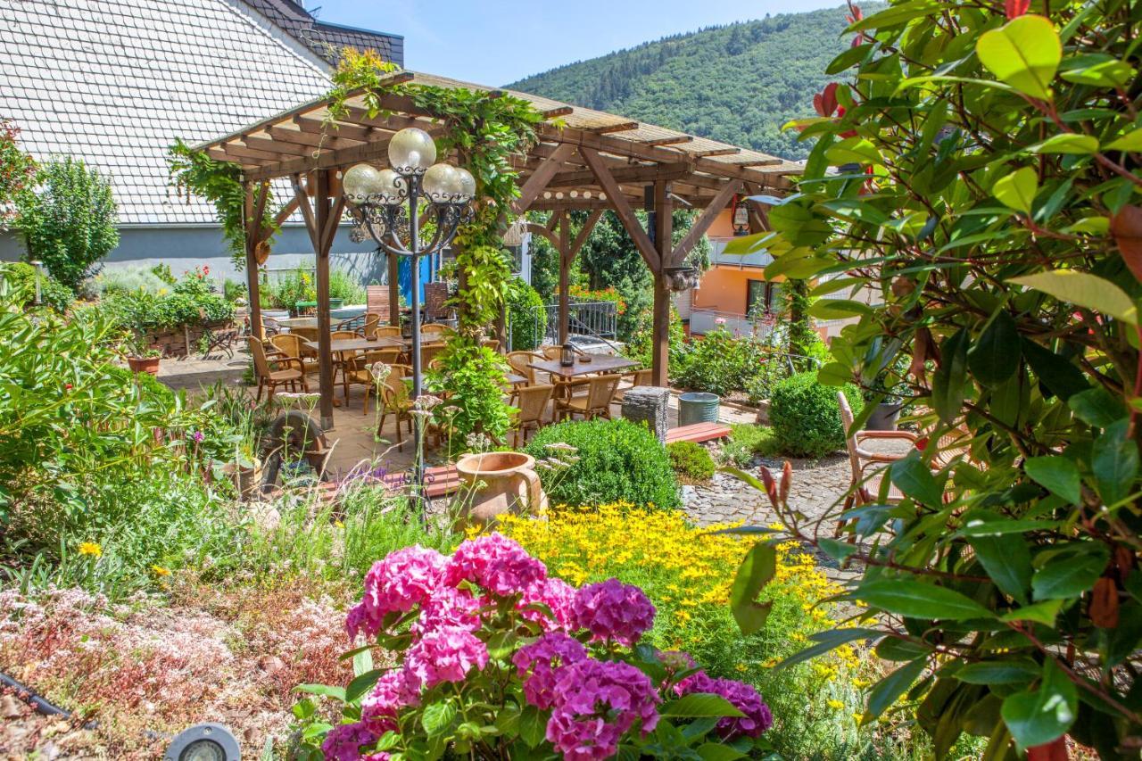 קלוטן Weinhotel Hubertus Garni מראה חיצוני תמונה