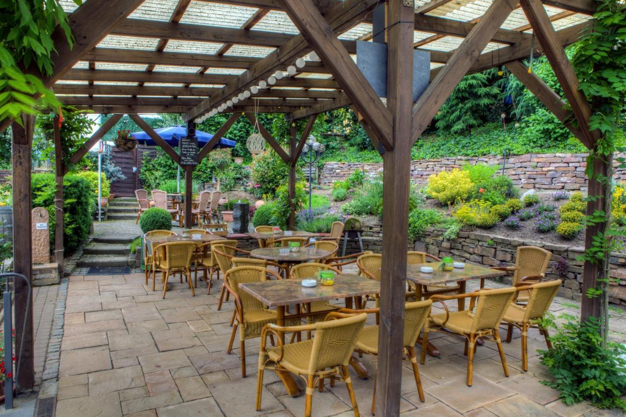 קלוטן Weinhotel Hubertus Garni מראה חיצוני תמונה