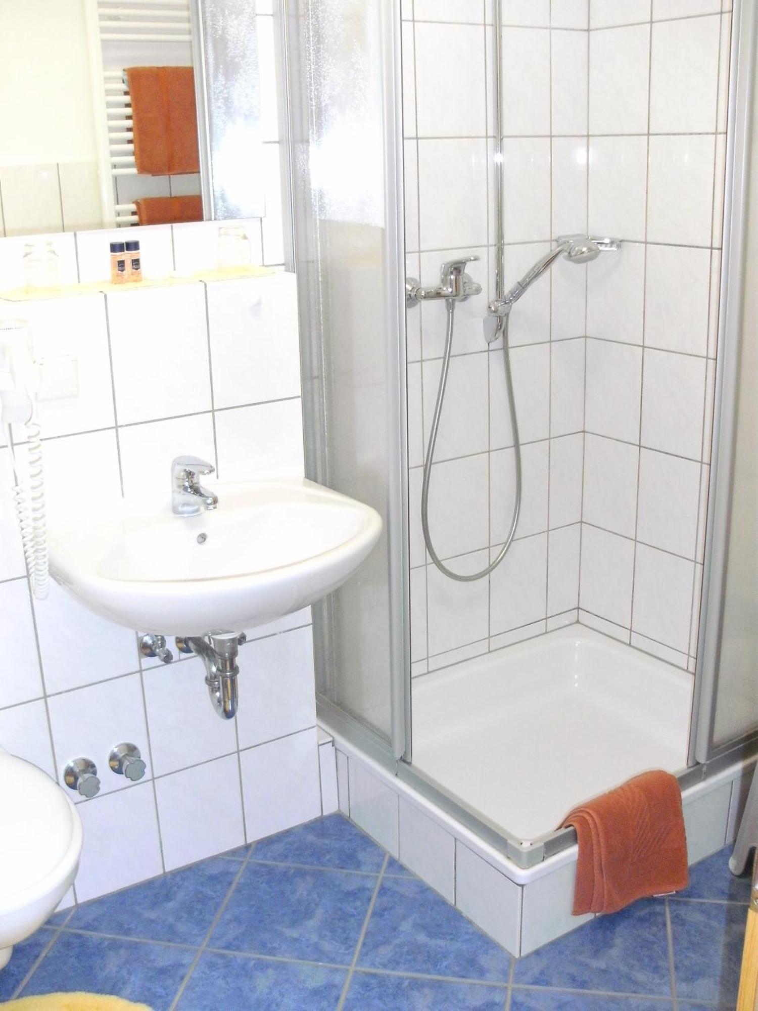 קלוטן Weinhotel Hubertus Garni מראה חיצוני תמונה