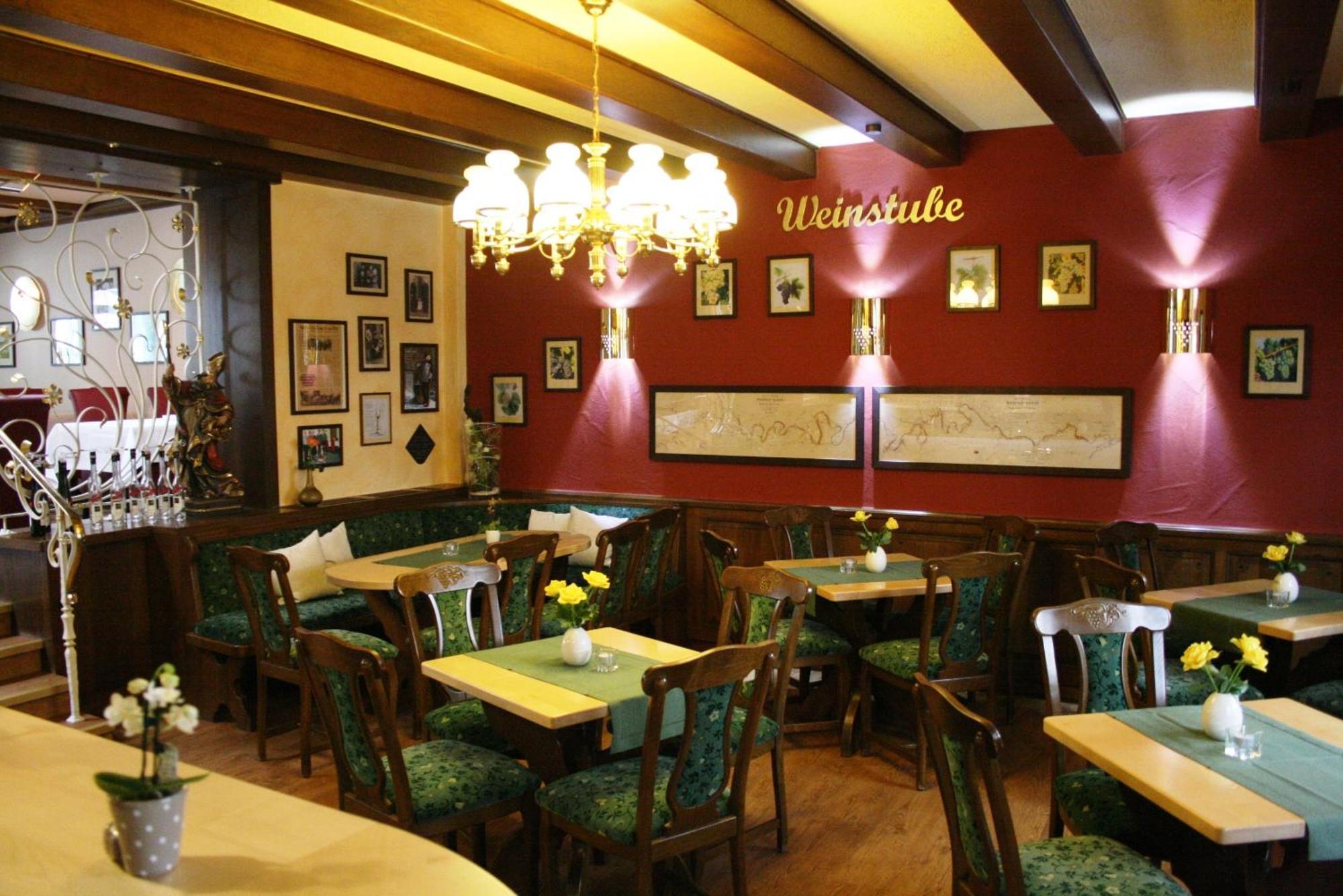 קלוטן Weinhotel Hubertus Garni מראה חיצוני תמונה