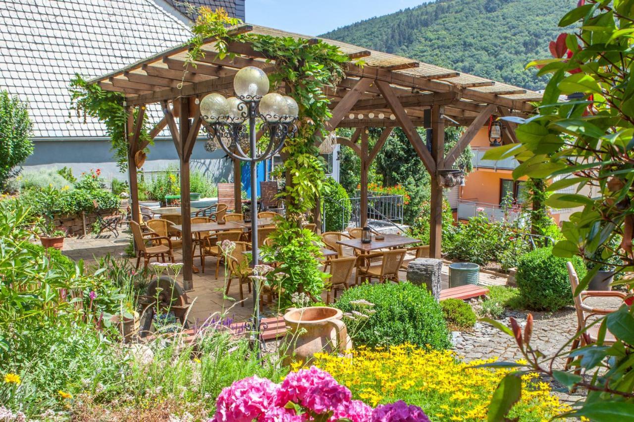 קלוטן Weinhotel Hubertus Garni מראה חיצוני תמונה